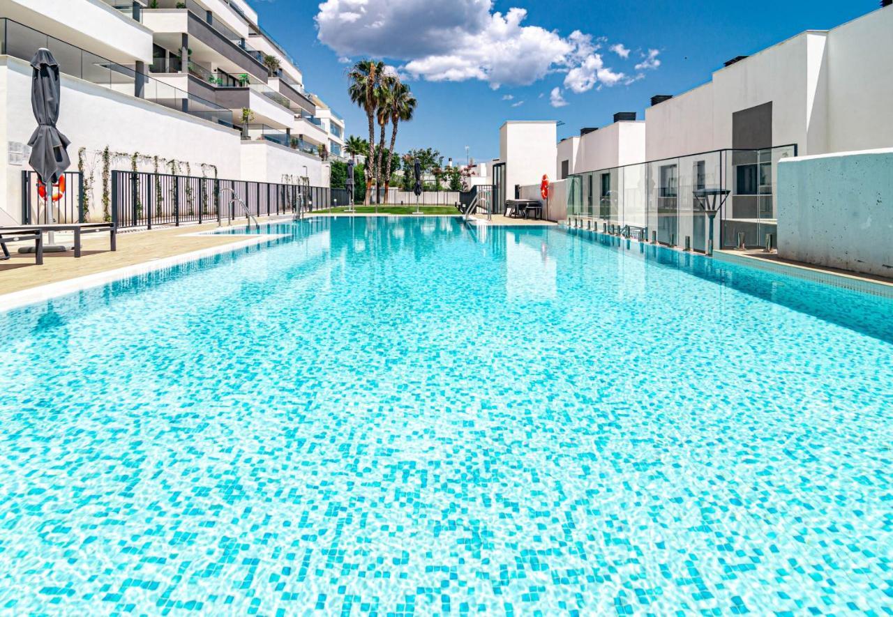 Sb4Bb - Apotel Las Mesas By Roomservices Estepona Ngoại thất bức ảnh